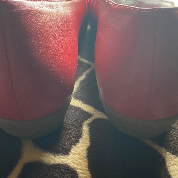 AEROSOLES Memory Foam Red Bow Leather Peep Toe Flats - Picture 5 of 7